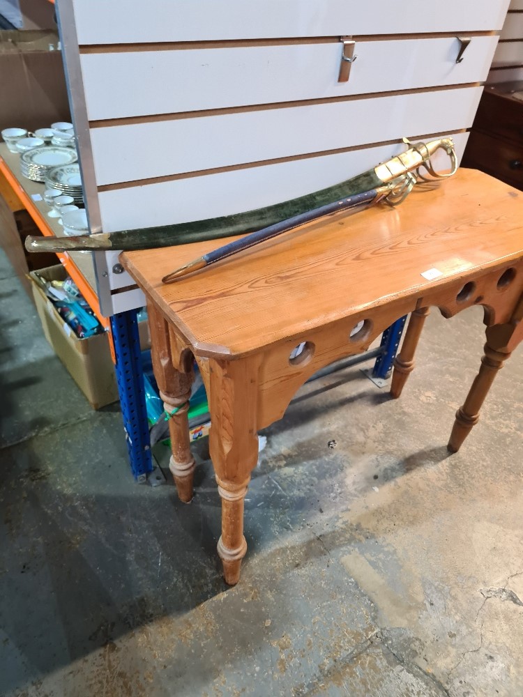 A wooden hall table, Gothic in style - Image 4 of 4