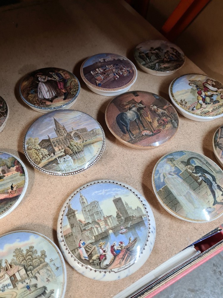 20 various Prattware pot lids to include examples titled 'The Seven Ages of Man' and a pretty Kettle - Image 3 of 7