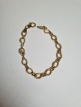 9ct yellow gold fancy bracelet, 19cm, marked 375, 5g