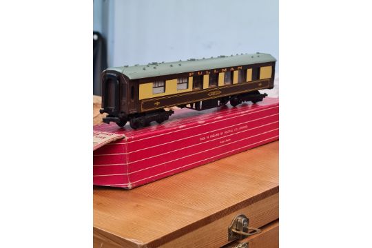 8 Hornby Dublo boxed passenger coaches, to include 3 x 4081 Suburban coach - Image 2 of 2