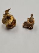 2 9ct gold charms; a church and a dovecote, 8.73g