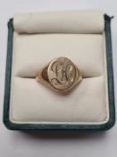 9ct yellow gold signet ring with oval panel inscribed with initials, marked 375, Birmingham maker PP