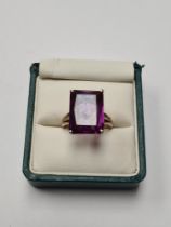 14K yellow cocktail ring set with large scissor cut purple sapphire, 17.6mm x 13mm x 6.8mm approx, i