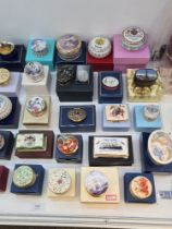 A large quantity of modern pill boxes/trinket boxes and similar