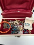 Jewellery box and contents including brooches, bracelet, etc
