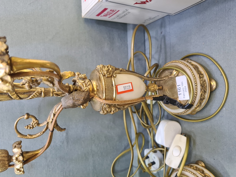 A pair of early 20th Century, French gilt metal and alabaster lamps each having 3 sconces, 40cm - Image 3 of 8