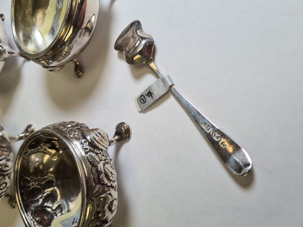 A selection of Silver Georgian Salts, comprising a pair of Silver 1738, Edward Wood, having decorati - Image 2 of 5