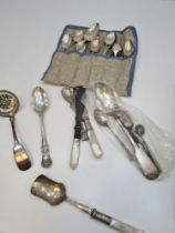 A William Bateman II Georgian silver dessert spoon, London 1835. Also with a pair of silver teaspoon