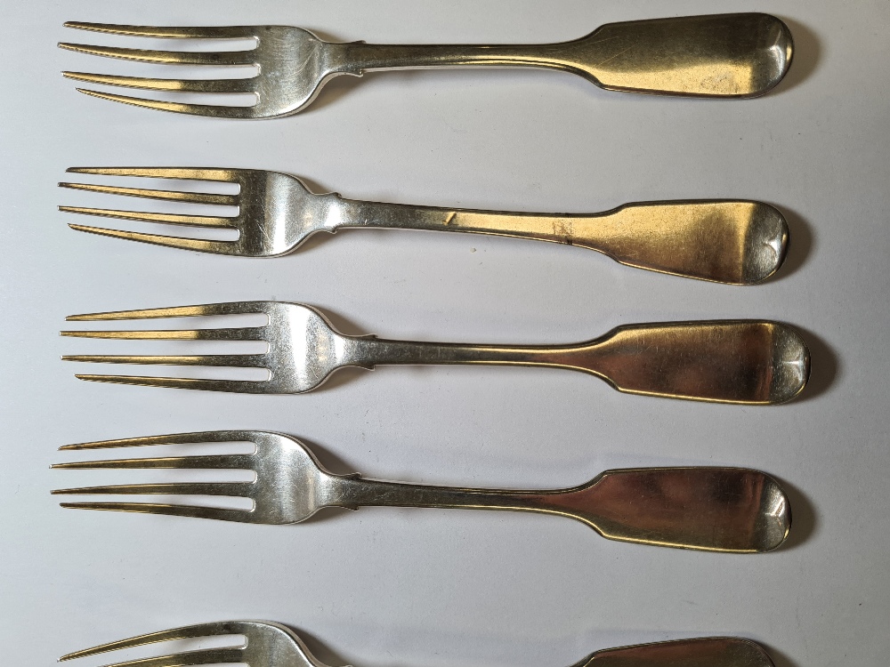 A set of six Georgian forks by William Eaton, London 1837. 8.52ozt approx. With four, possibly Conti - Image 2 of 3