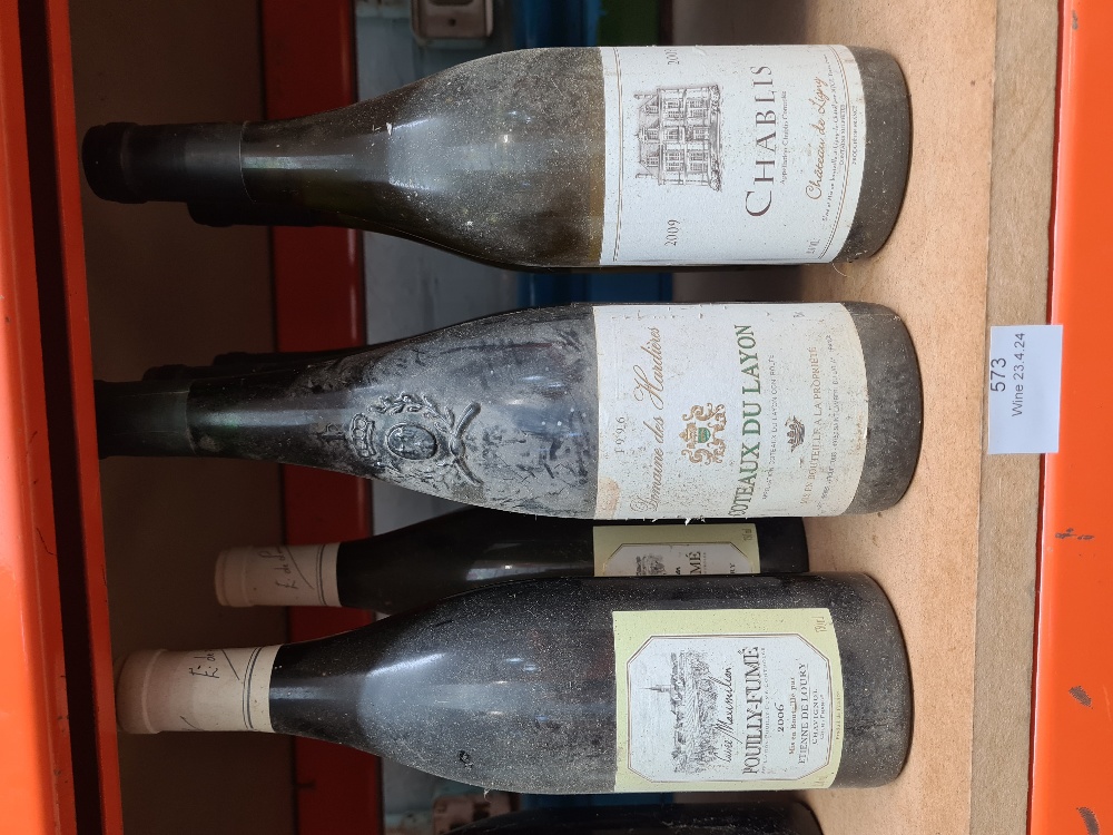 7 bottles of mixed French white wine, including three bottles of Coteaux Du Layon, Domaine des Hardi