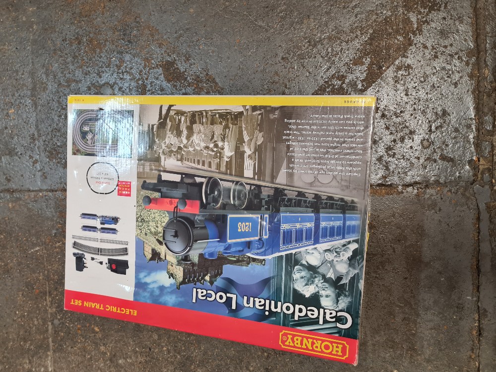 Various modern Hornby OO gauge boxed train sets and a Mallard Locomotive and Tender, in box - Image 3 of 5