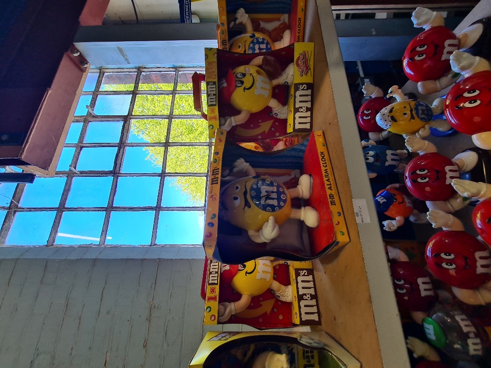 M & M's, a collection of large figure dispensers, all boxed to include alarm clocks - Image 3 of 5
