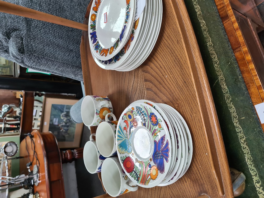 A small quantity of Villeroy and Boch Acapulco dinnerware, some well used - Image 2 of 3