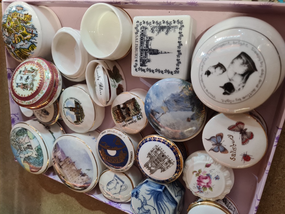 A selection of pill boxes, of various manufacturers and designs, etc - Image 3 of 3