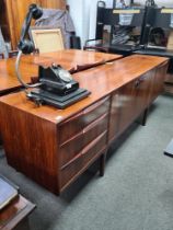 McIntosh of Kirkcaldy, a lovely 1970s Brazilian Rosewood sideboard with three drawers and cupboards