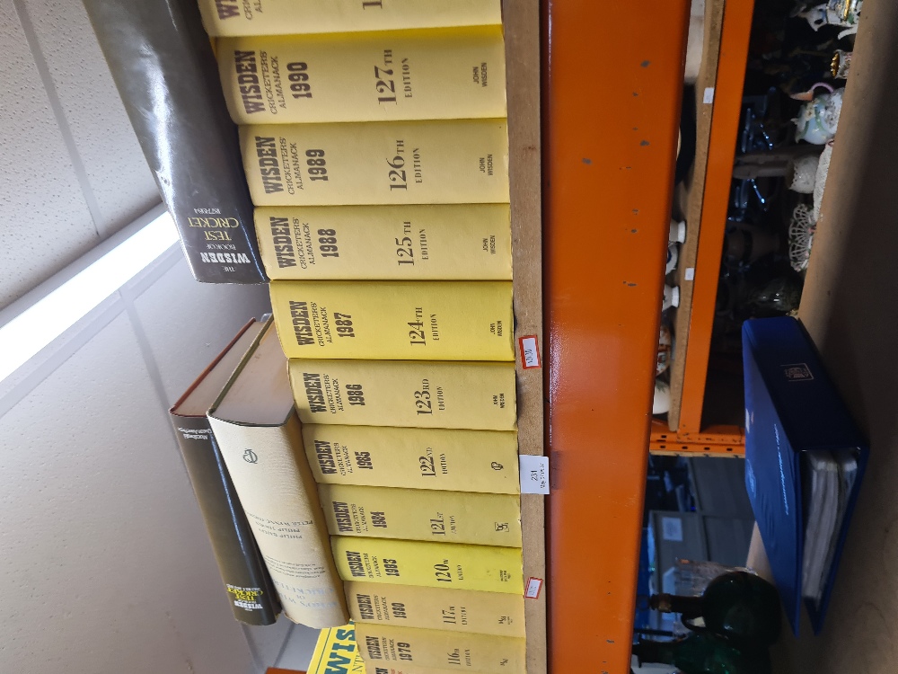 A quantity of Wisden Cricketers Almanacks almost continuous from 1978 - 2018 and other related books - Image 4 of 5