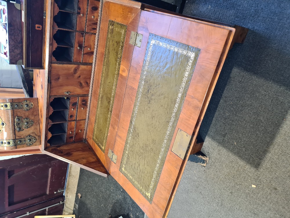 Writing bureau with brass fittings, with green Moroccan leather inserts - Image 3 of 10