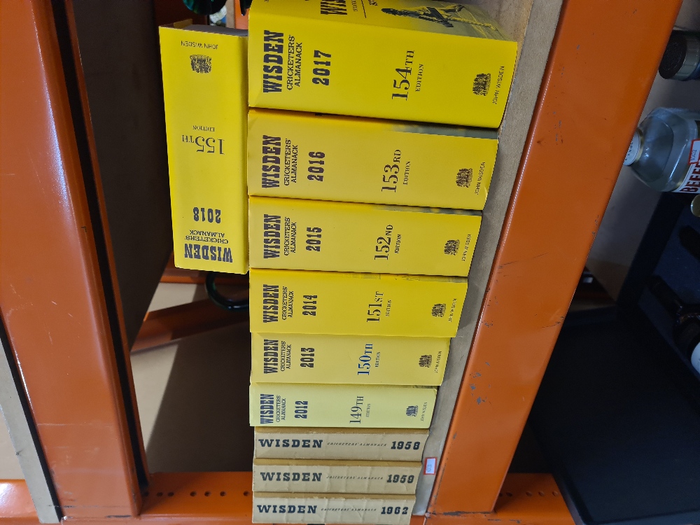 A quantity of Wisden Cricketers Almanacks almost continuous from 1978 - 2018 and other related books - Image 5 of 5