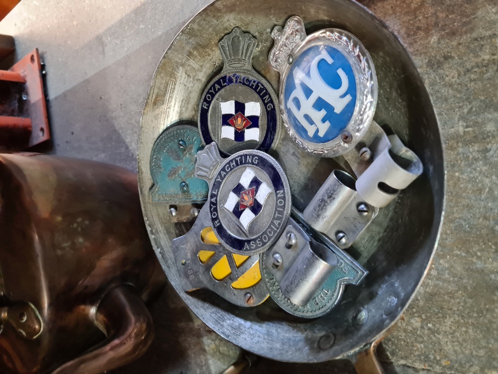 Various car badges including two for the Royal Yachting Association, Copper Kettles and sundry - Image 2 of 2
