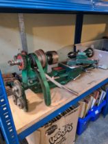 A small table top lathe