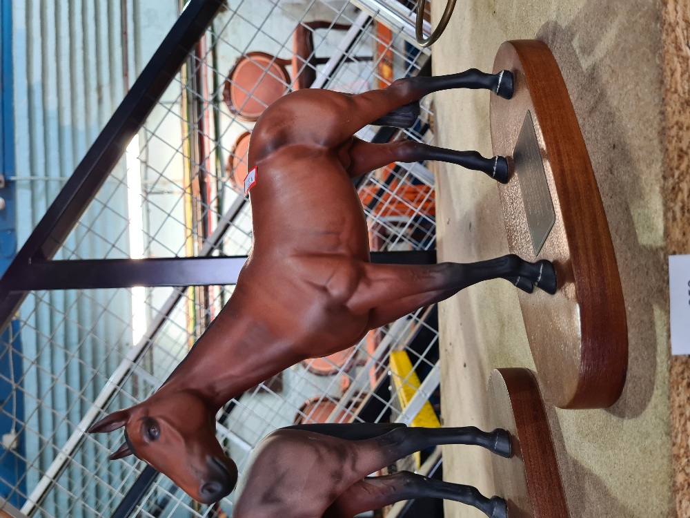 A Beswick figure of Race Horse Mill Reef, and one other of Arkle both on oval wooden base - Image 2 of 3