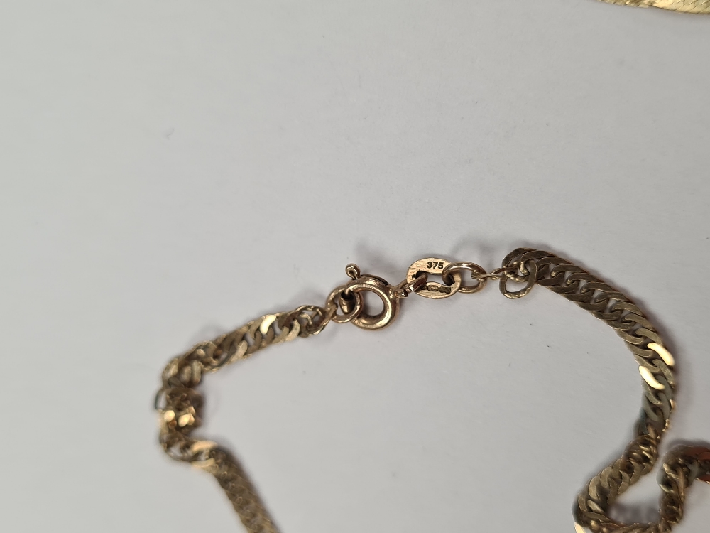 9ct yellow gold flatlink bracelet, marked 375, and another twisted curblink example, marked 375, app - Image 6 of 6