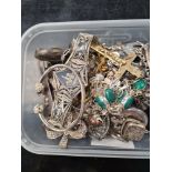 Mixed costume jewellery, to include large silver lockets, bracelets, rings, pendants, etc