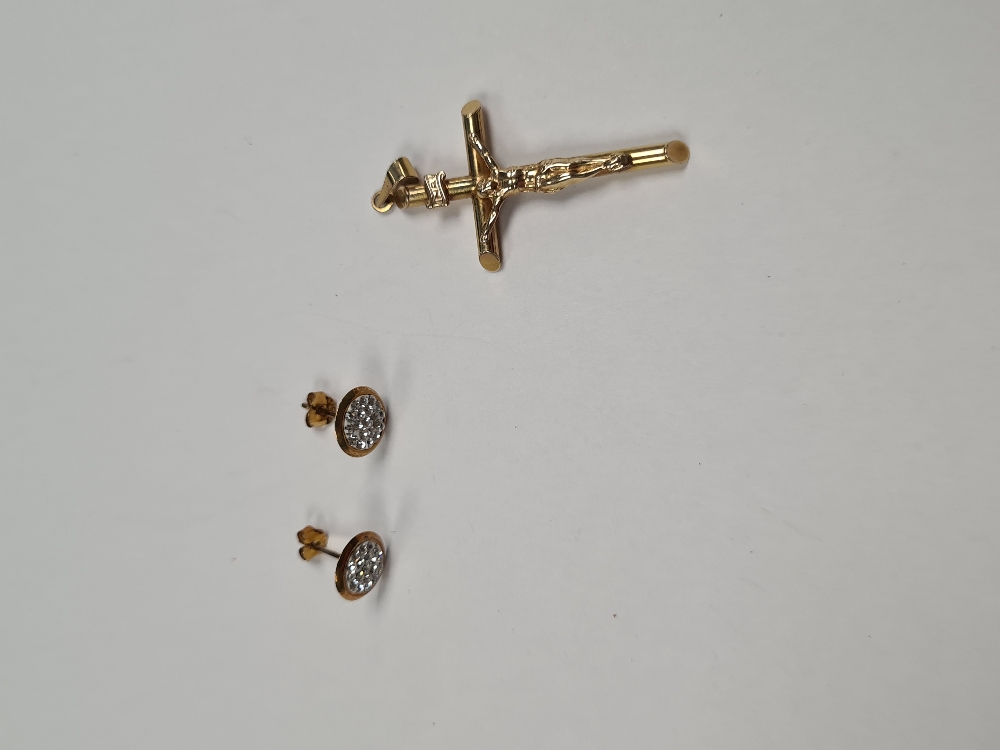 9ct yellow gold Crucifix pendant, and a pair of 9ct gold cubic zirconia set earrings, crucifix marke