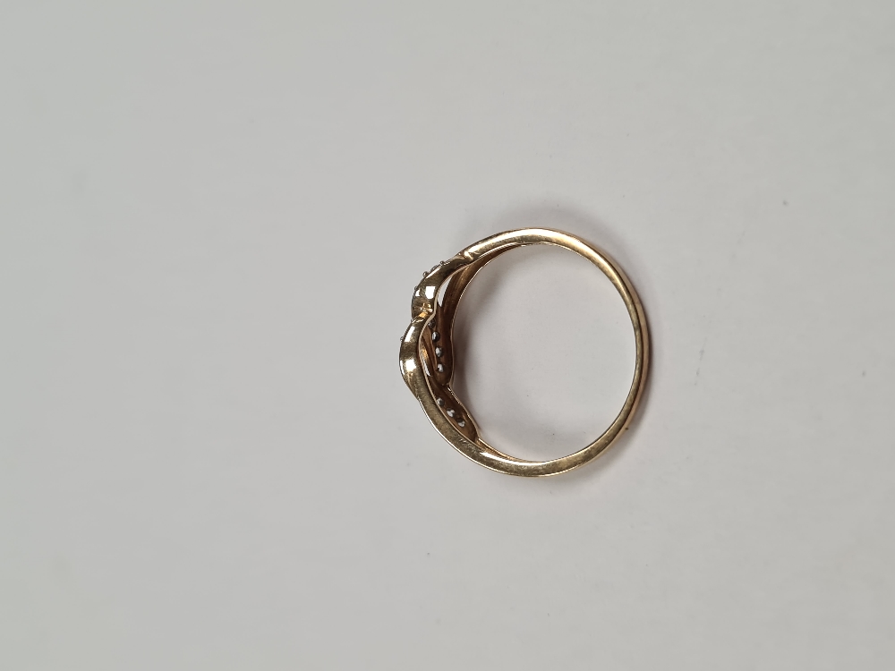 9ct yellow gold dress ring inset cubic zirconia, size R, marked 375, approx 1.59g - Image 4 of 4