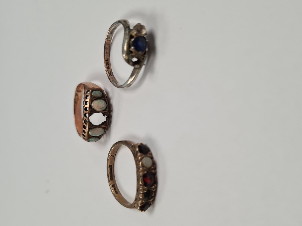Two Opal dress rings, both 9ct, both 9ct, approx 4.24g and a 9ct and silver paste set ring AF, marke - Image 5 of 10