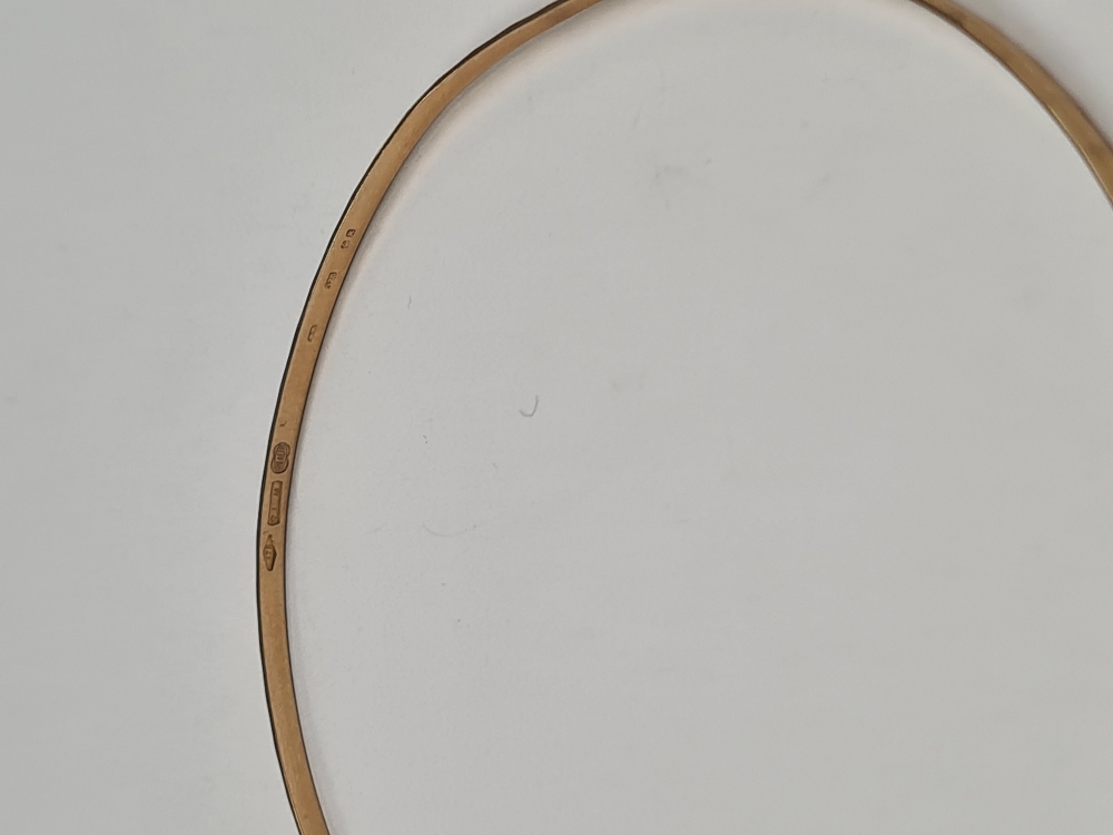 Two 9ct yellow gold bangles, both approx 6.5cm diameter, both marked 375, approx 6.48g - Image 5 of 5