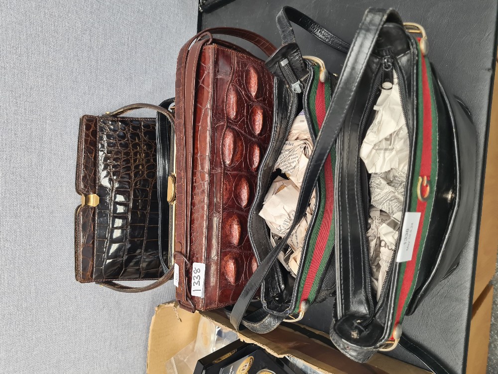 Mixed ladies handbags, some having Crocodile design, some fashion examples