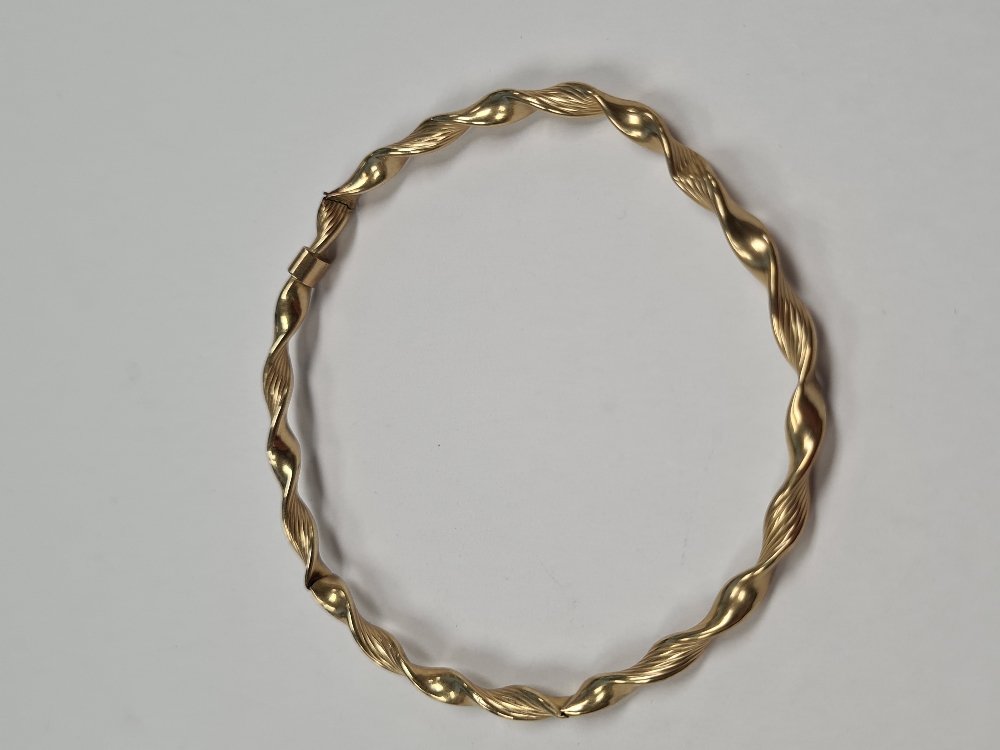 Two 9ct yellow gold bangles, both AF, one unmarked, hinged example marked 375, approx 9.4g - Image 3 of 4