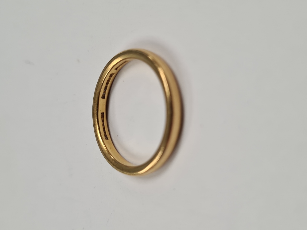 22ct gold wedding band, size P, marked 22, Birmingham, approx 4.28g - Image 3 of 3