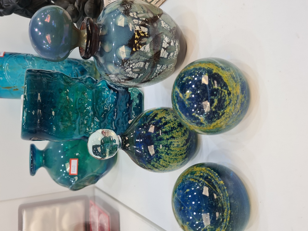 A quantity of Mdina glass including 3 vases, one having square base and one other perfume bottle sig - Image 2 of 4