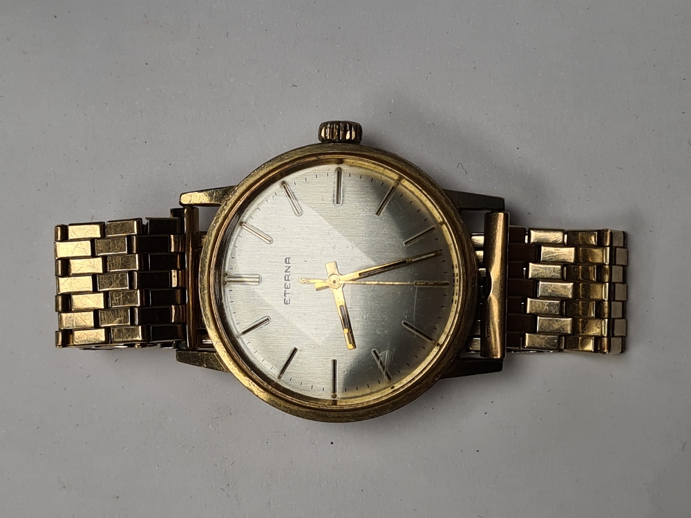 Eterna; A 9ct yellow gold gents Eterna watch on 9ct yellow gold strap, silvered dial, baton markers, - Image 3 of 5