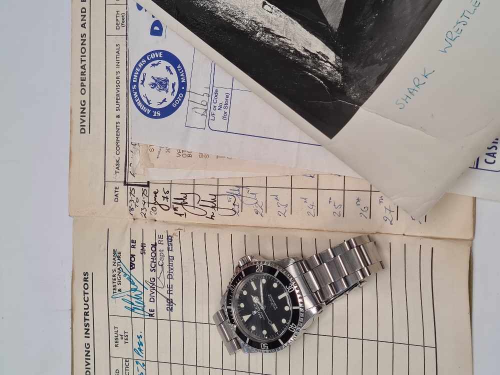 Rolex; a 1970s Rolex Submariner. A lovely gent's Rolex Oyster Perpetual Submariner Diving Watch - th - Image 7 of 8