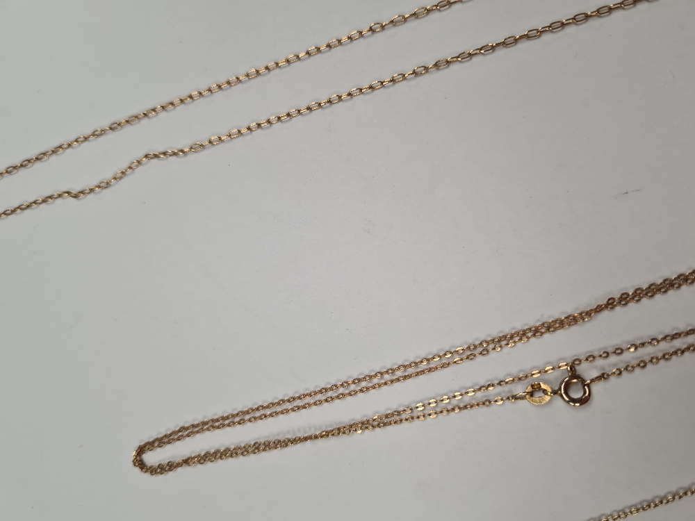 Four fine 9ct yellow gold neckchains, all marked 375, approx 4.52g - Image 3 of 10