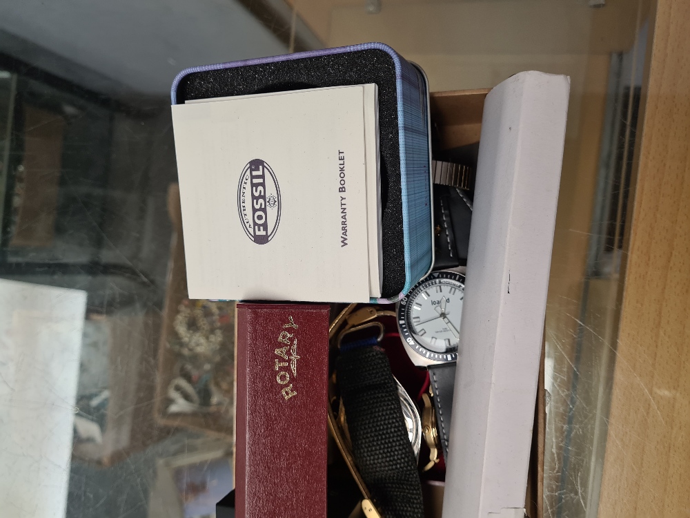 Tray of modern fashion watches including purple dial Sekonda, Fossil, Avia, Rotary, etc - Image 2 of 6