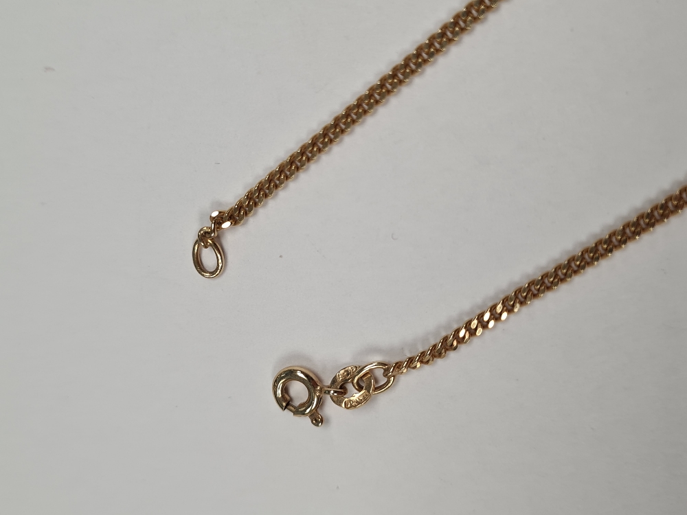 9ct yellow gold curblink necklace, approx 40cm, marked 375, approx 4.77g - Image 2 of 3