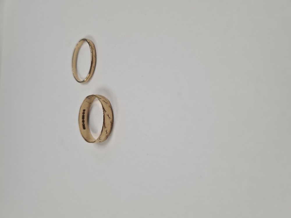 Two 9ct yellow gold wedding bands, sizes Q & N - Image 3 of 10