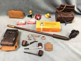 Miscellaneous collectors items - a cased Kodak camera, an Agfa camera with leather case, three