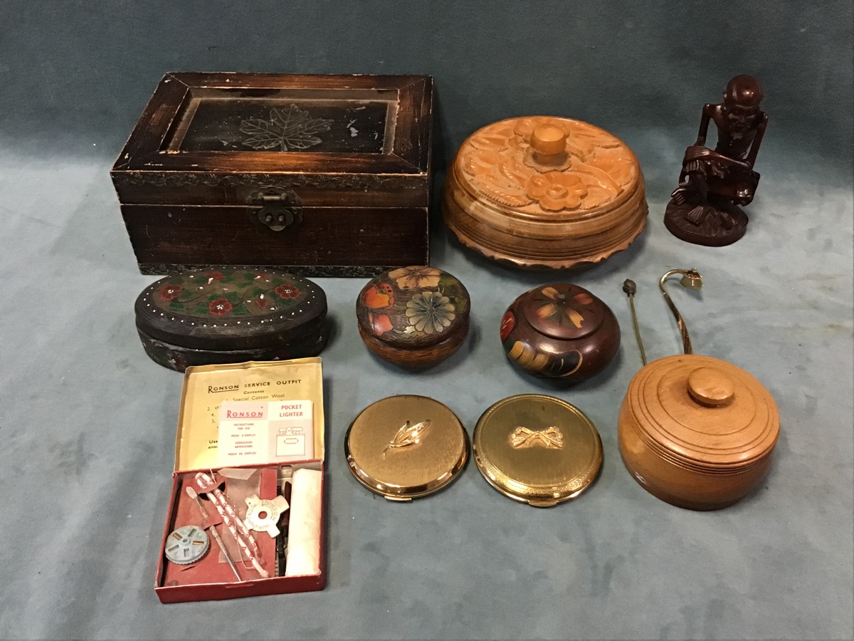 Miscellaneous collectors items - six treen boxes, three sewing clamps, a meerschaum Turks head pipe, - Image 3 of 3