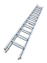 A two-piece extending aluminium ladder, each section with twelve triangular ribbed rungs. (128in)