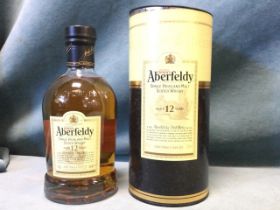 A cased bottle of Aberfeldy single malt Scotch whiskey, the Dewars liquor aged 12 years - 40%. (