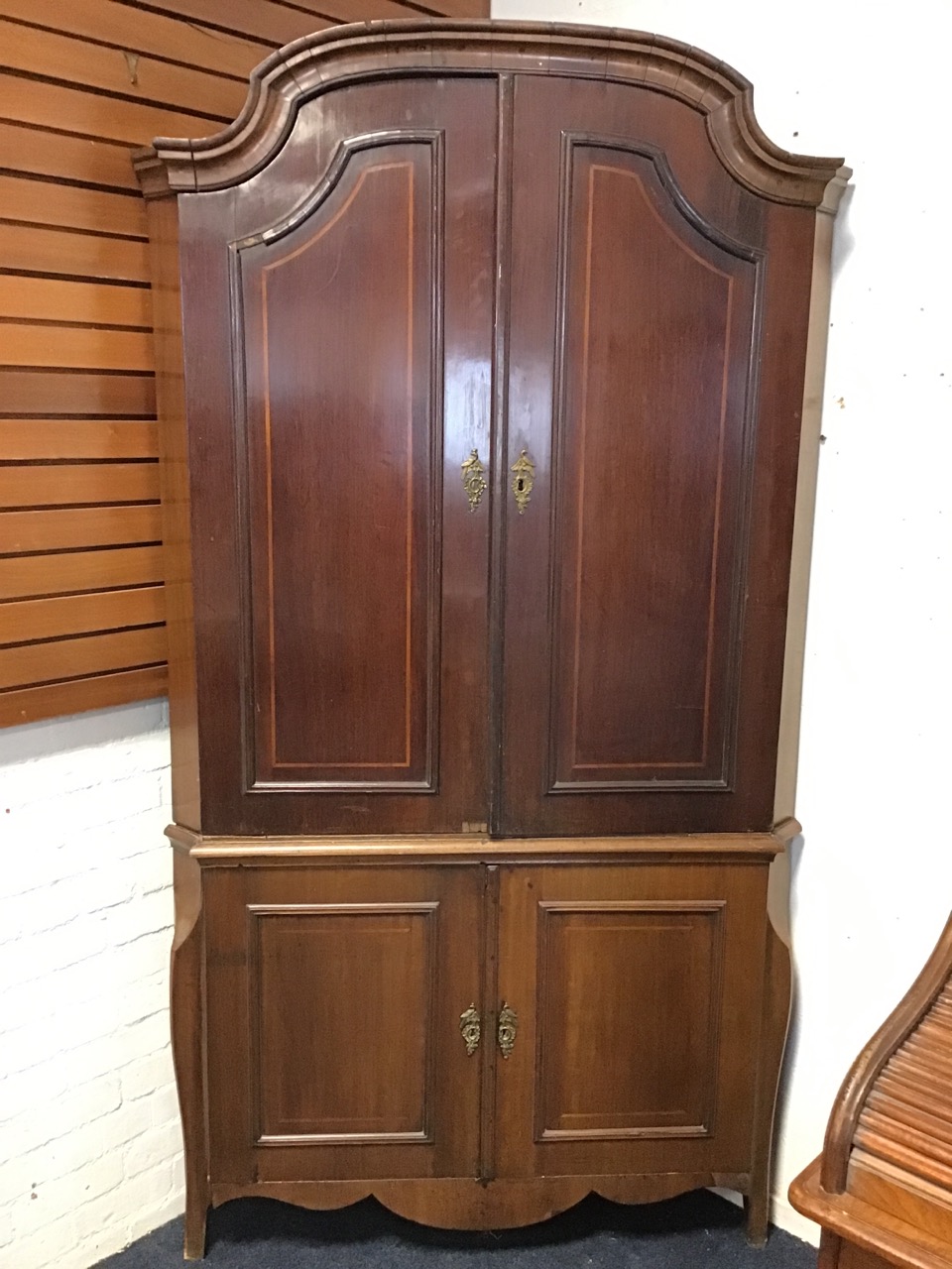 A C18th Dutch corner cabinet with shaped arched cornice above a pair of panelled doors with - Image 3 of 3