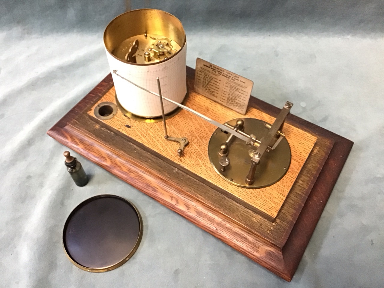 An oak cased brass barograph by M Cohen & Son of Bradford, with rectangular glazed cover on a - Image 2 of 3