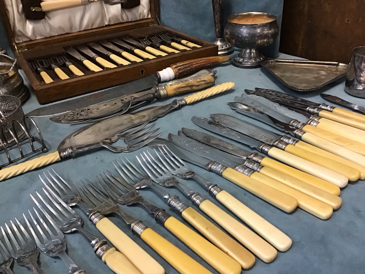 Miscellaneous silver plate - a Victorian wine coaster, a pair of salad servers with Wedgwood - Image 3 of 3