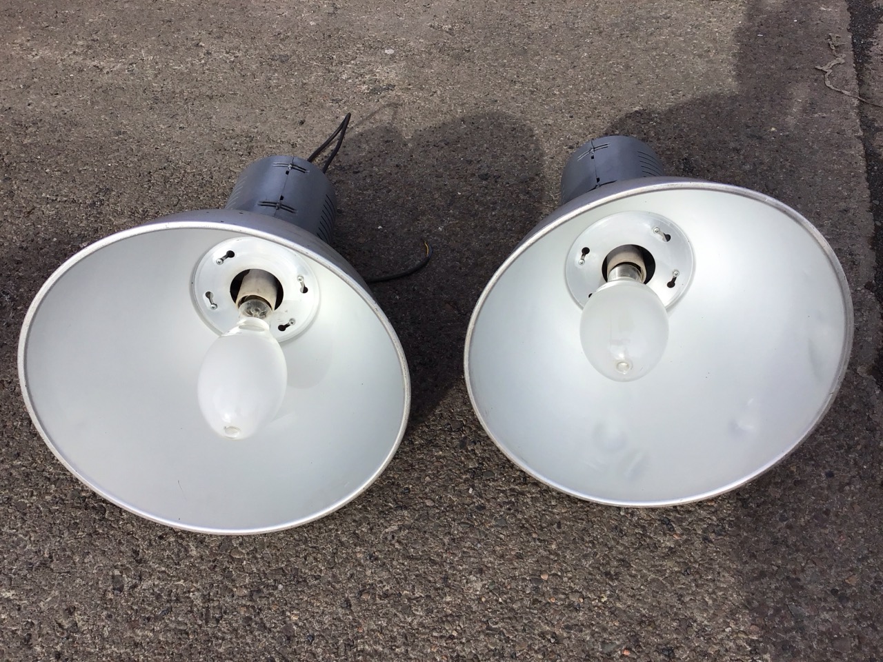 A set of three TRAC industrial lights with adjustable beams, the pierced cylindrical bodies above - Image 3 of 3