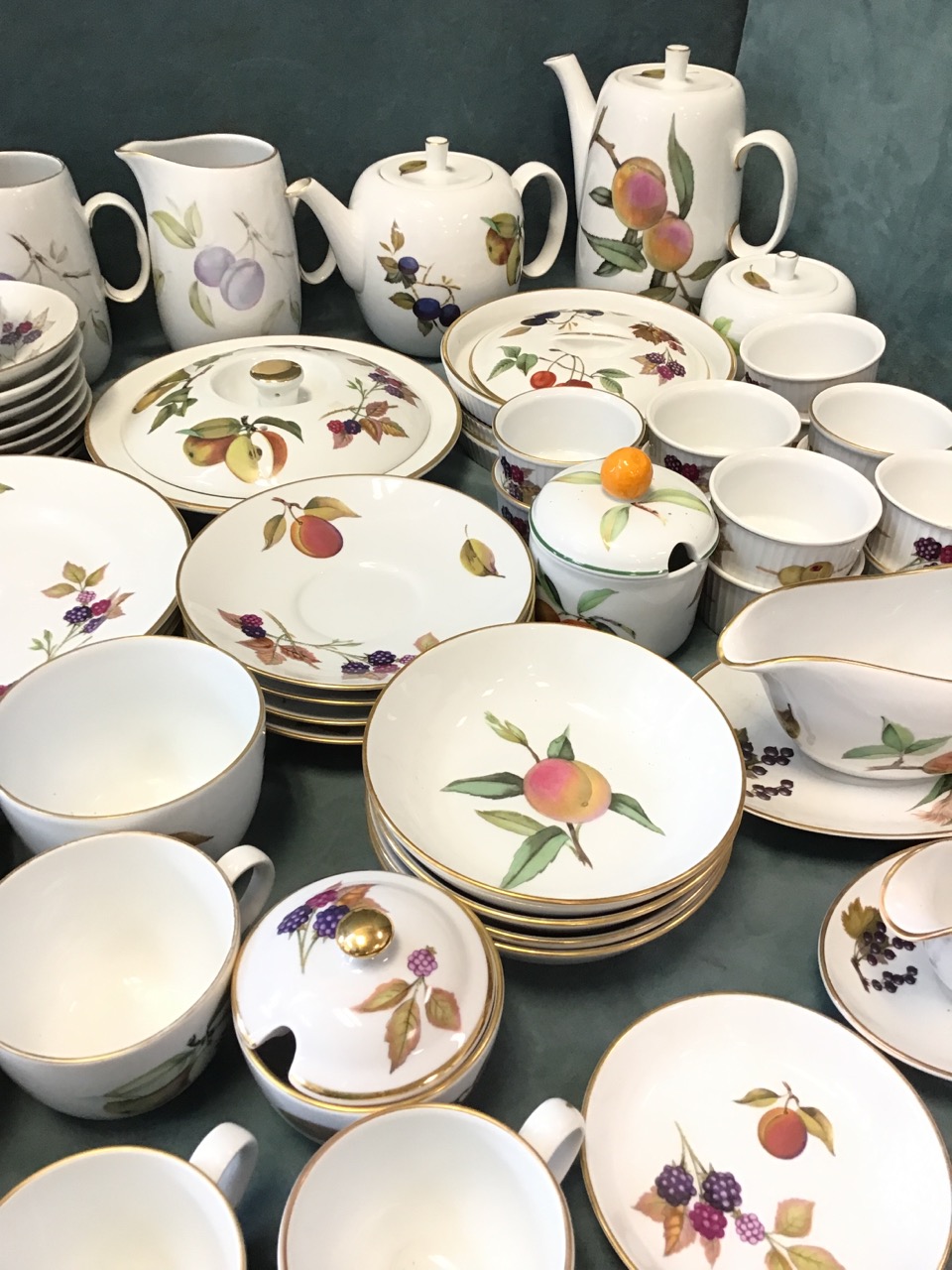 An extensive Royal Worcester service in the Evesham pattern - cups, saucers, teaplates, bowls, - Image 2 of 3